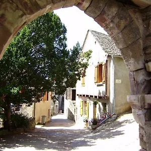 chambre-dhotes-de-la-bastide-de-najac.midi-pyreneeshotels.com/